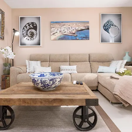 Villa Home2book Luxury Pool & Terrace, Corralejo